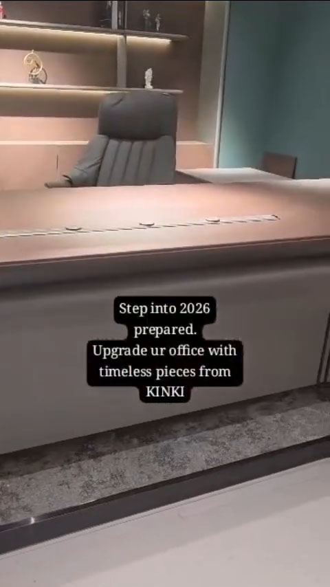 Executive desks. - Image 4